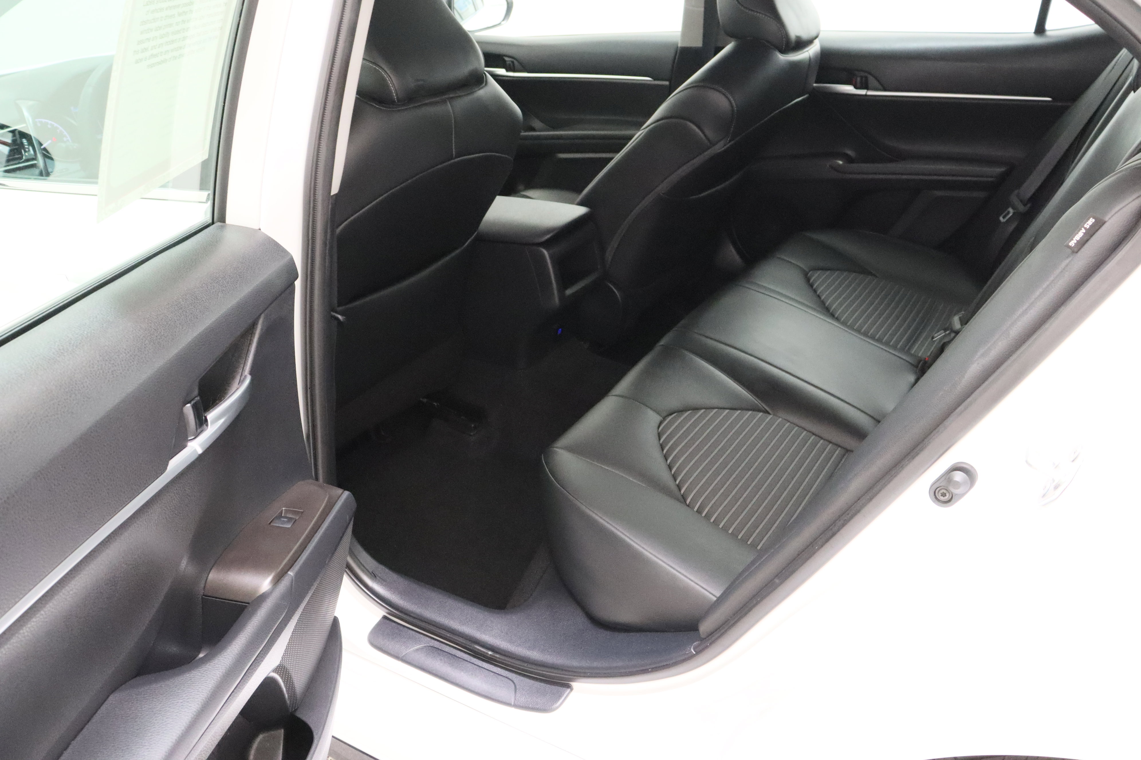 Certified 2023 Toyota Camry SE w/ Convenience Package image 27