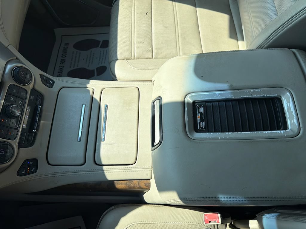 Used 2018 GMC Yukon XL Denali w/ Denali Ultimate Package AWD/4WD image 32