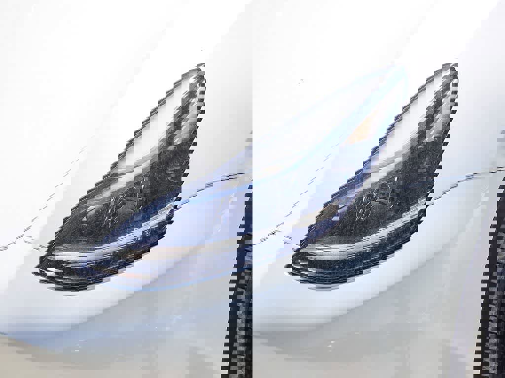 Used 2024 Tesla Model Y Performance AWD/4WD image 6