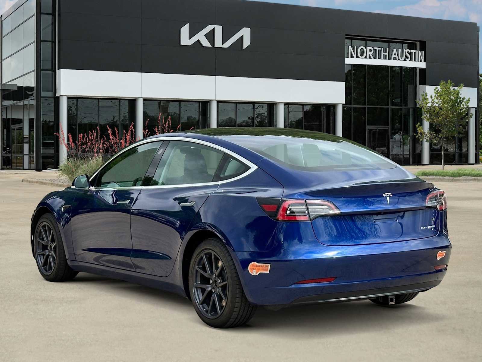 Used 2020 Tesla Model 3 Long Range AWD/4WD image 4