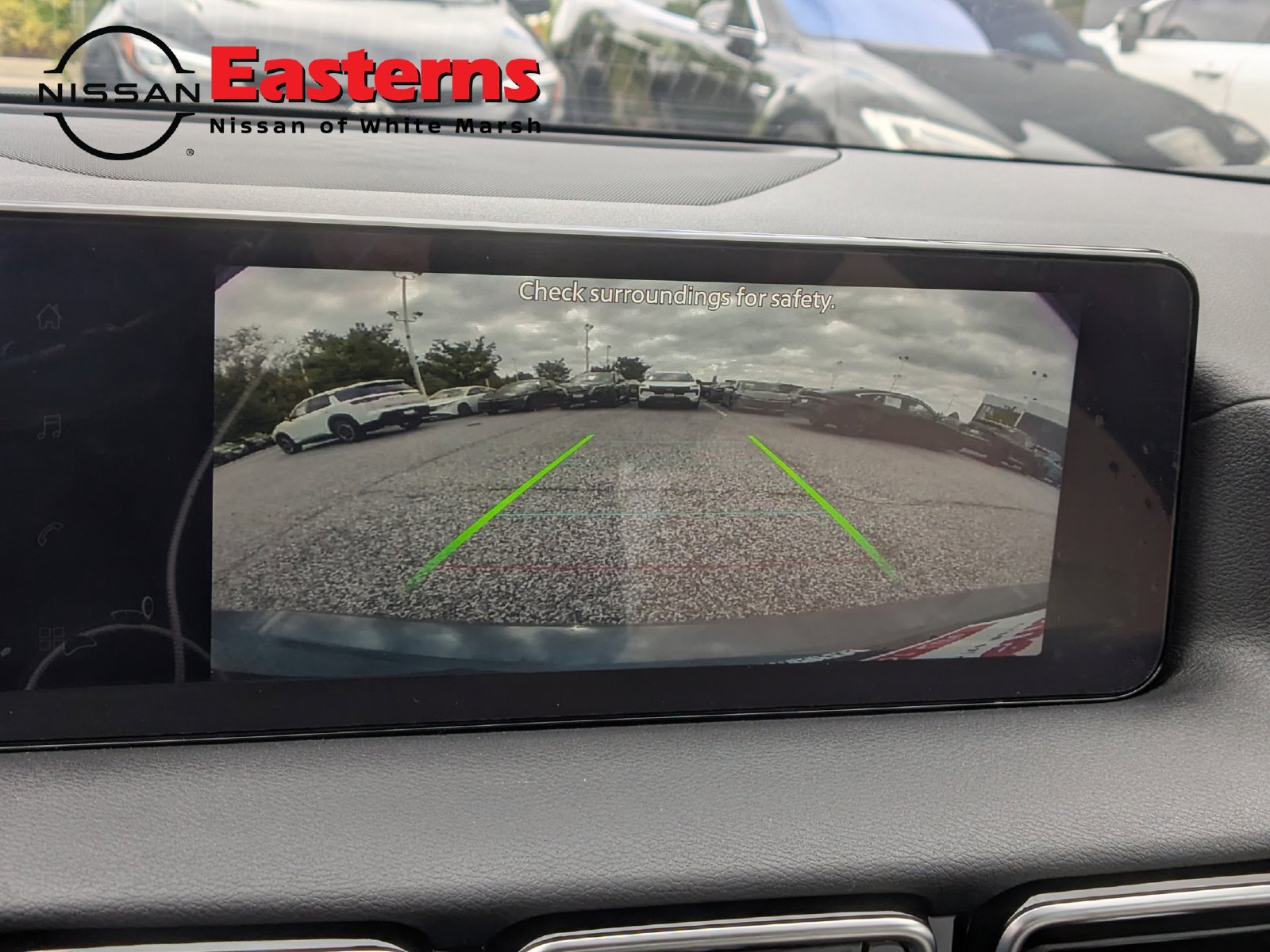 New 2027 Nissan Sentra SR w/ Floor Mat Package FWD image 18