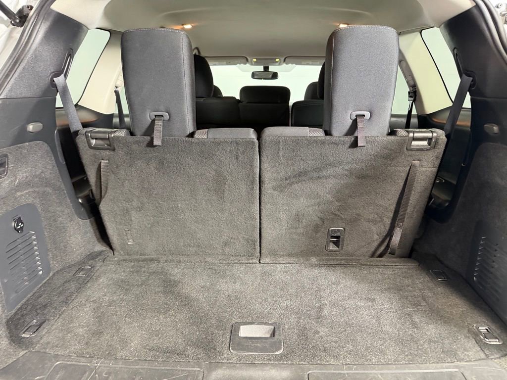 Used 2020 Nissan Pathfinder SV image 27