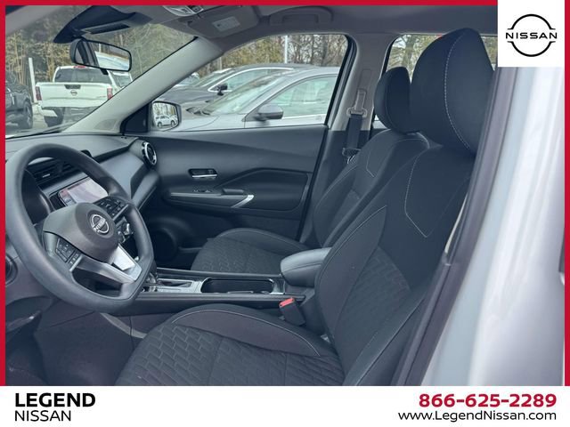 Used 2023 Nissan Kicks SV image 14