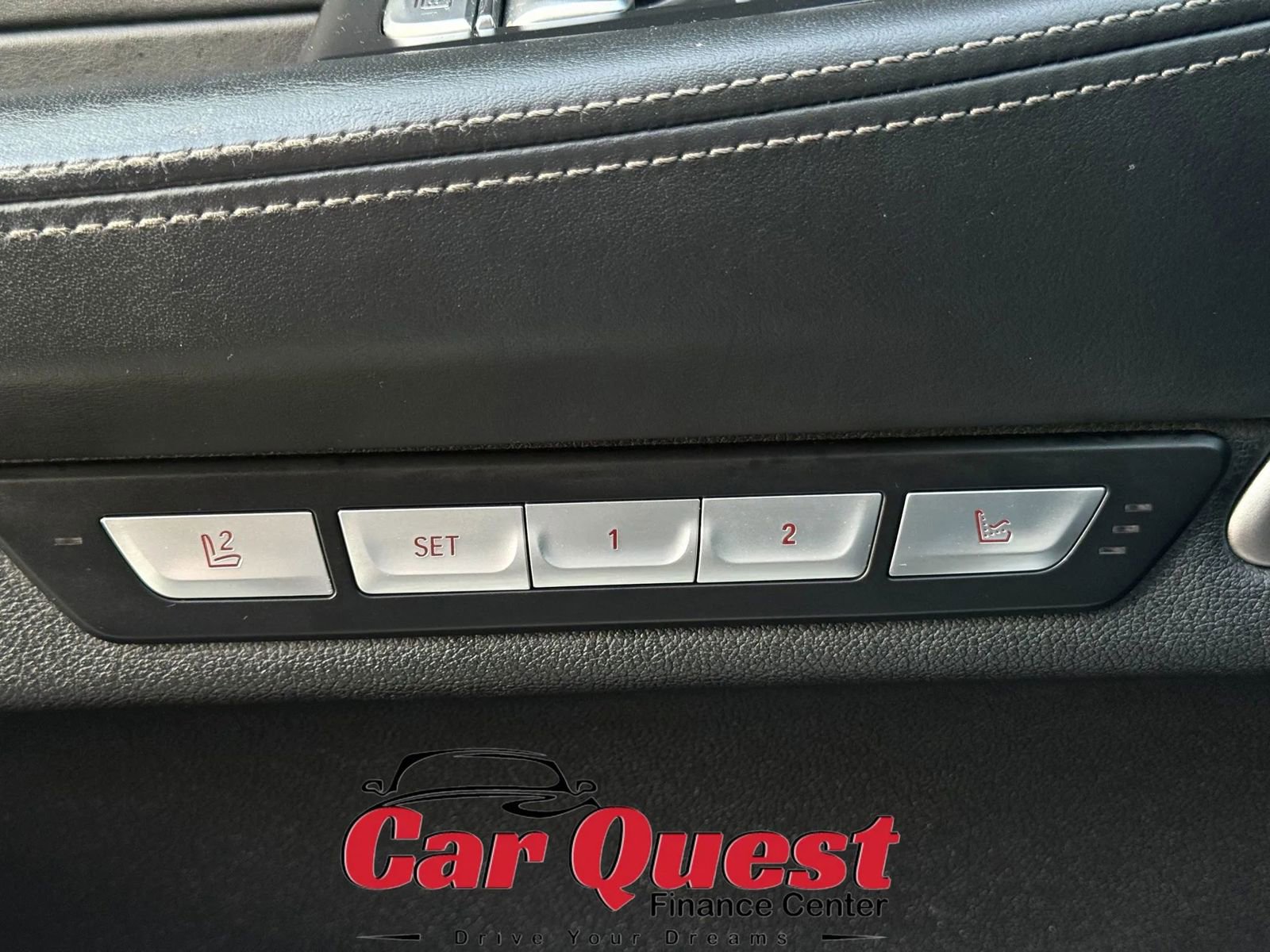 Used 2018 BMW 750i xDrive image 35