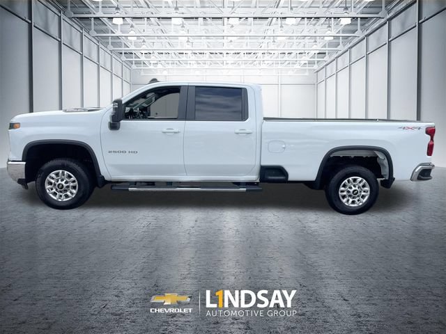 Used 2025 Chevrolet Silverado 2500 LT w/ Convenience Package AWD/4WD image 5