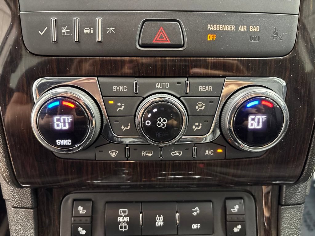 Used 2016 Chevrolet Traverse LT AWD/4WD image 23