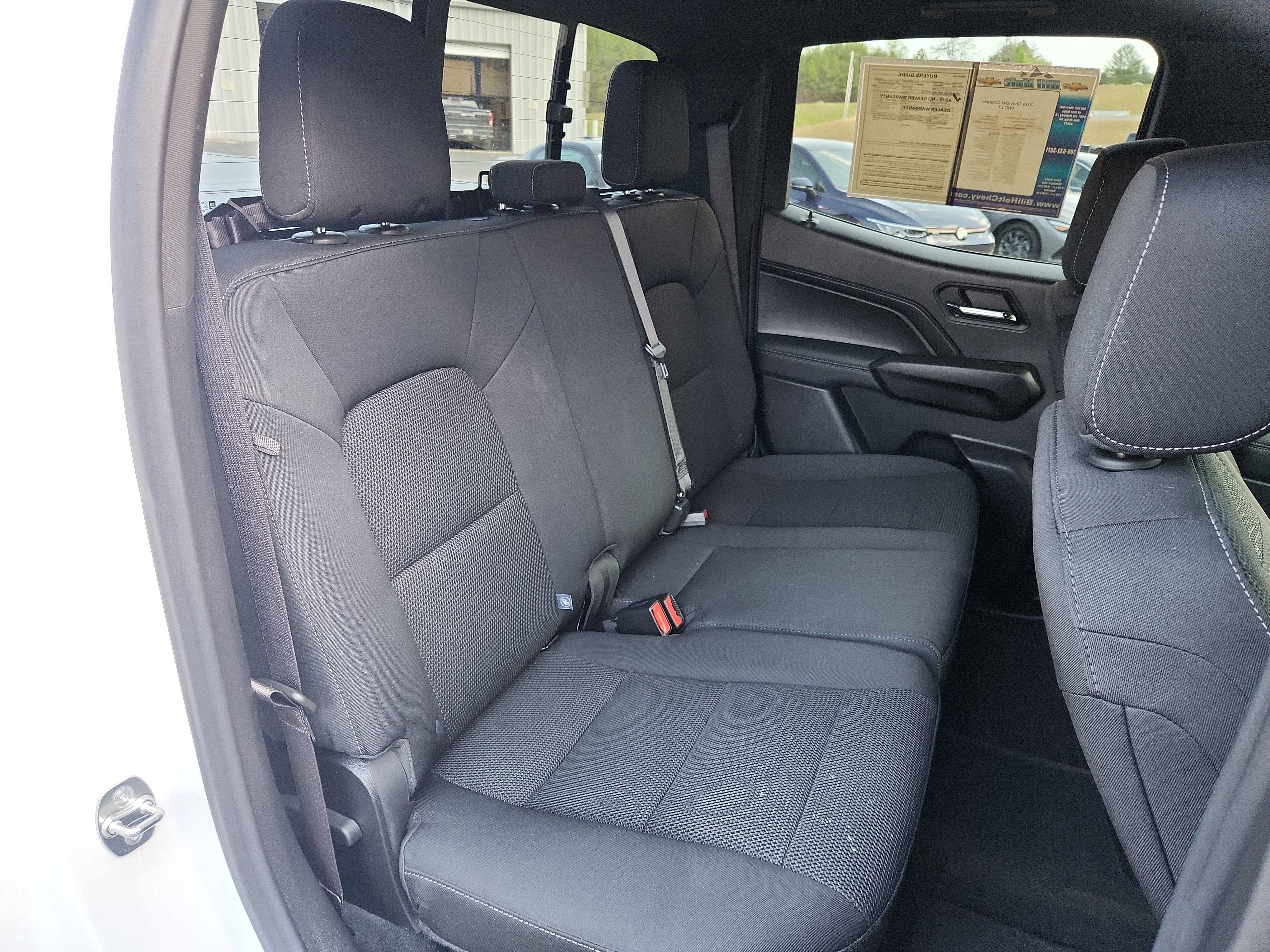 Used 2024 Chevrolet Colorado LT w/ LT Convenience Package II image 30