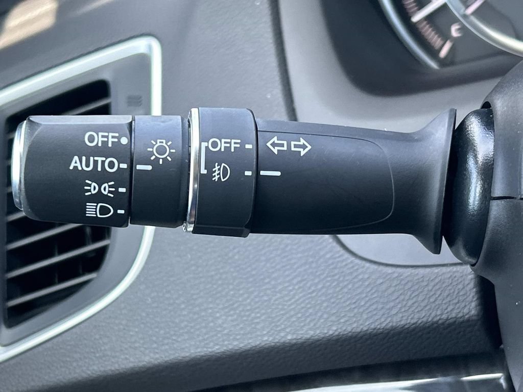Used 2018 Acura TLX V6 w/ Advance Package FWD image 32