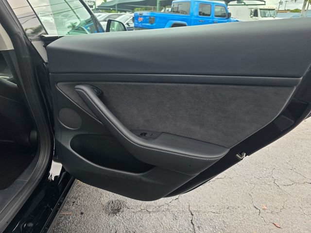 Used 2023 Tesla Model 3 Standard Range RWD image 13