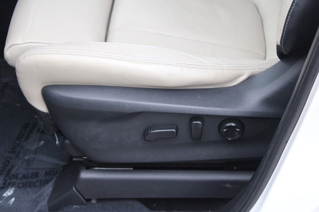 Used 2019 Subaru Ascent Limited image 18