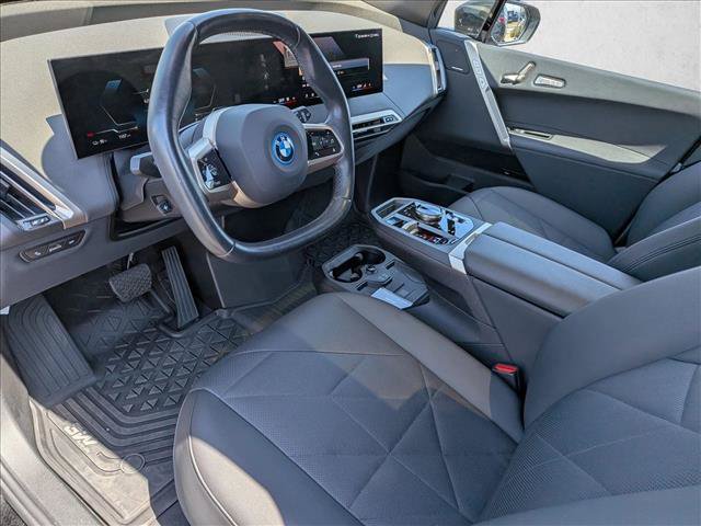 Certified 2024 BMW iX xDrive50 w/ Premium Package AWD/4WD image 10
