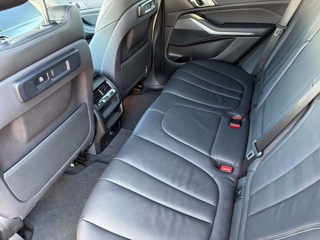 Used 2019 BMW X5 xDrive40i AWD/4WD image 14