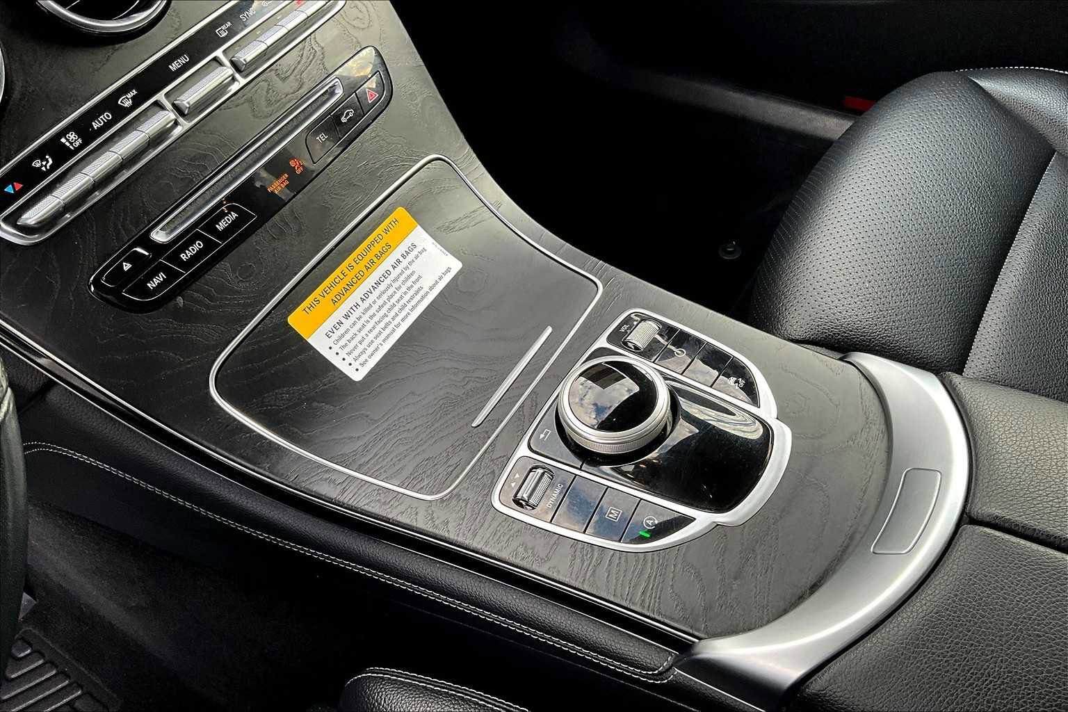 Used 2019 Mercedes-Benz GLC 300 4MATIC image 14