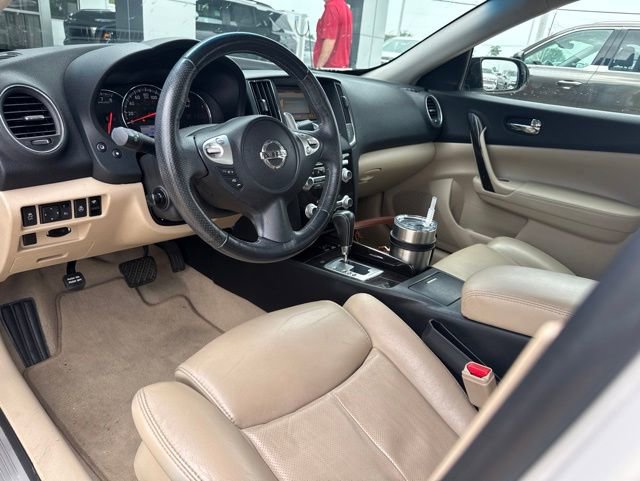 Used 2012 Nissan Maxima 3.5 SV w/ Premium Pkg FWD image 4