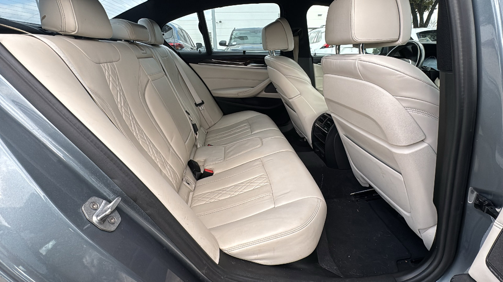 Used 2019 BMW 540i w/ M Sport Package image 26