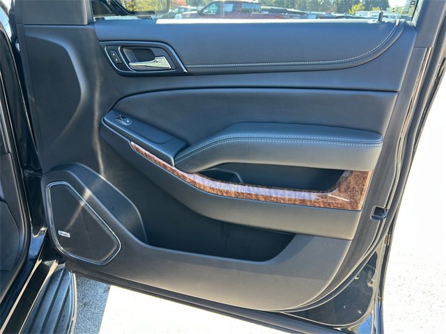 Used 2019 Chevrolet Suburban Premier image 14