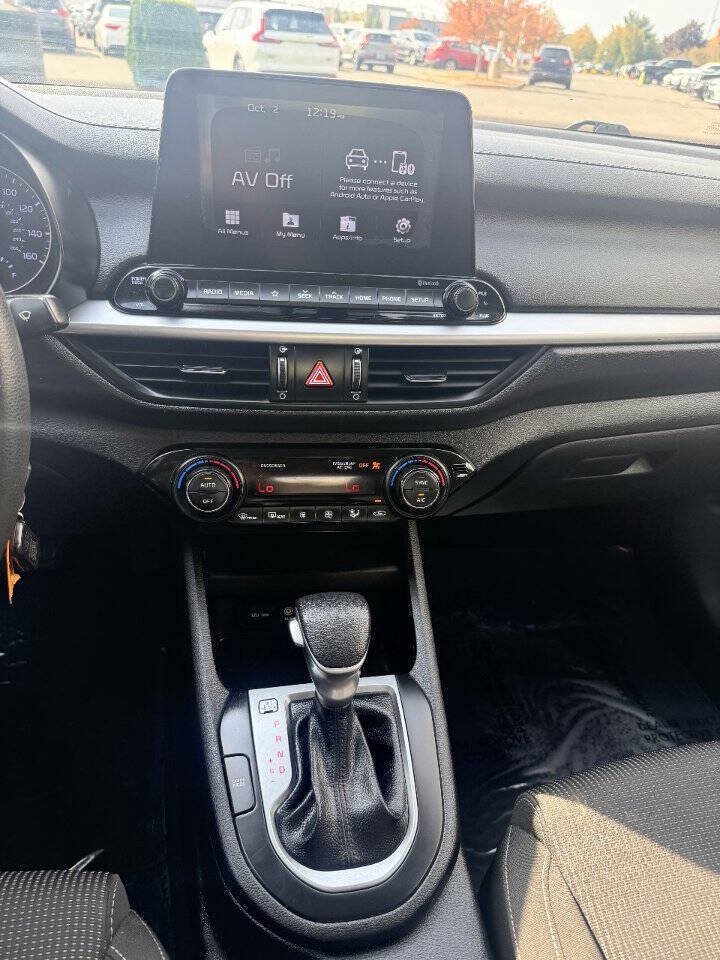 Used 2019 Kia Forte LXS FWD image 18