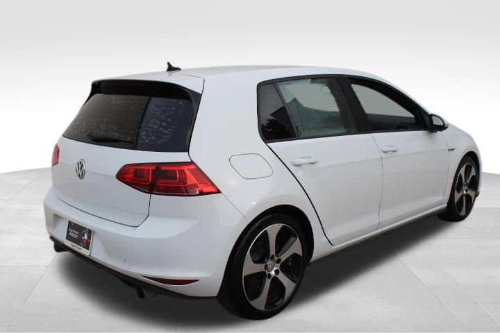 Used 2016 Volkswagen Golf S image 8