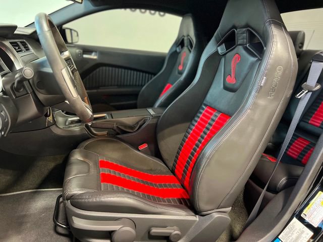 Used 2013 Ford Mustang Shelby GT500 RWD image 22