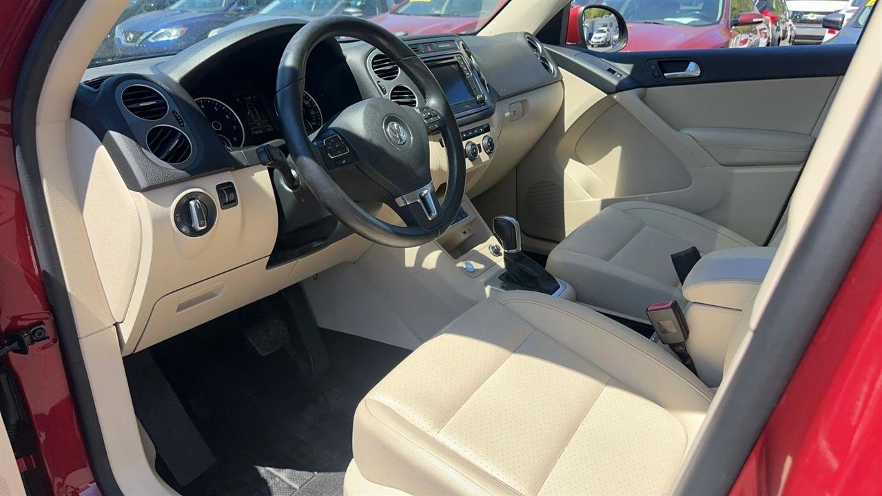 Used 2016 Volkswagen Tiguan S image 30