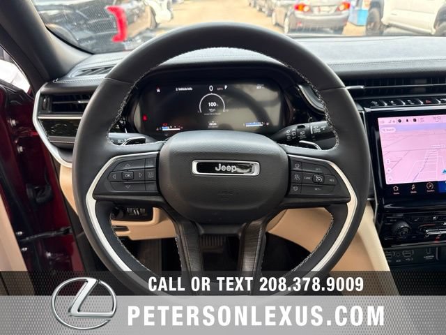 Used 2023 Jeep Grand Cherokee L Limited w/ Luxury Tech Group II AWD/4WD image 28