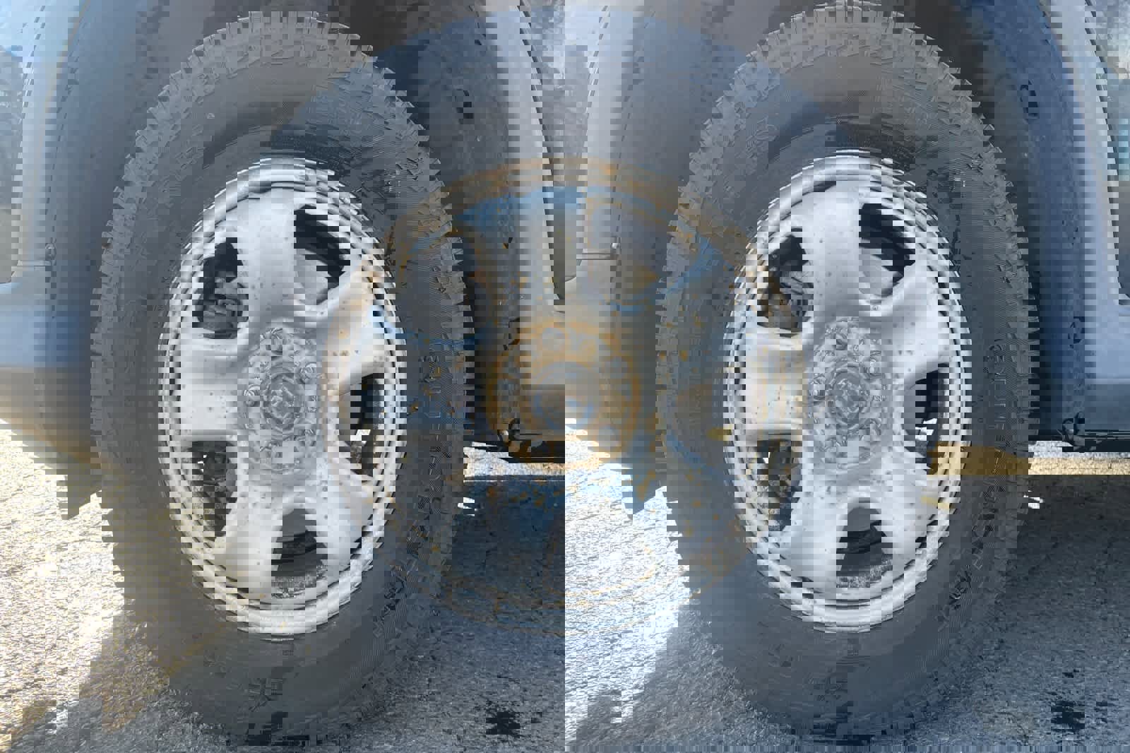 Used 2015 Honda CR-V LX image 11