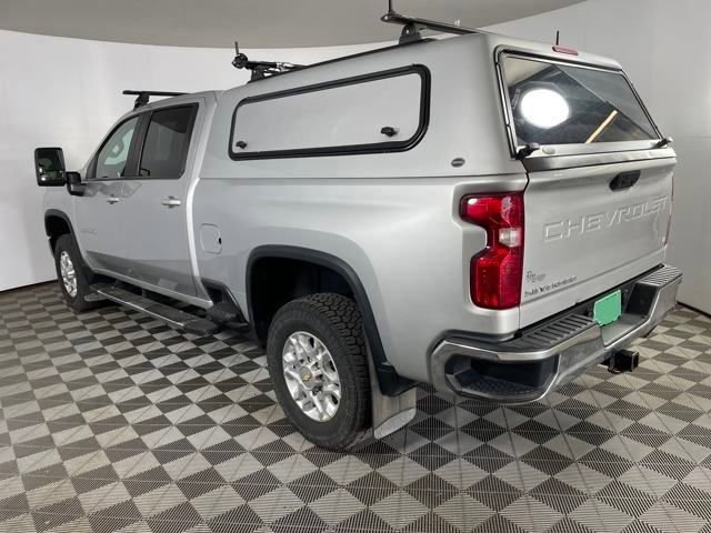 Used 2021 Chevrolet Silverado 2500 LT w/ Convenience Package image 4