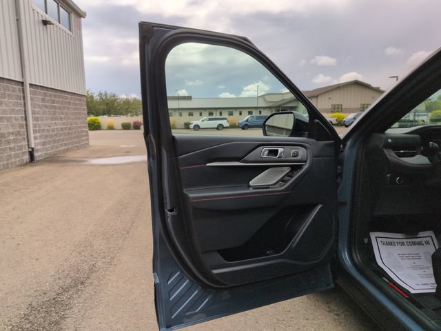 Certified 2025 Ford Explorer ST AWD/4WD image 10