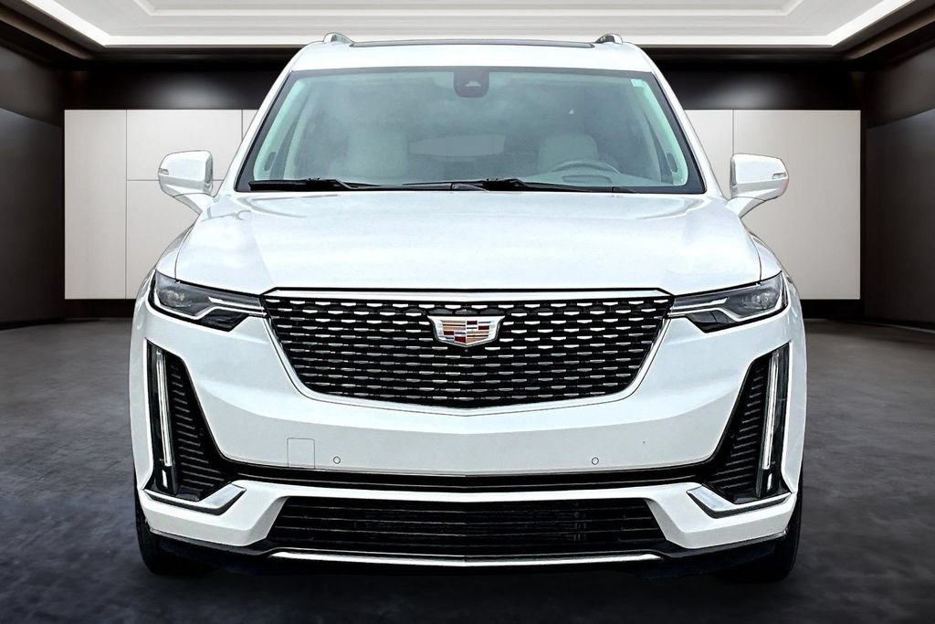 Certified 2024 Cadillac XT6 Premium Luxury w/ Technology Package AWD/4WD image 2