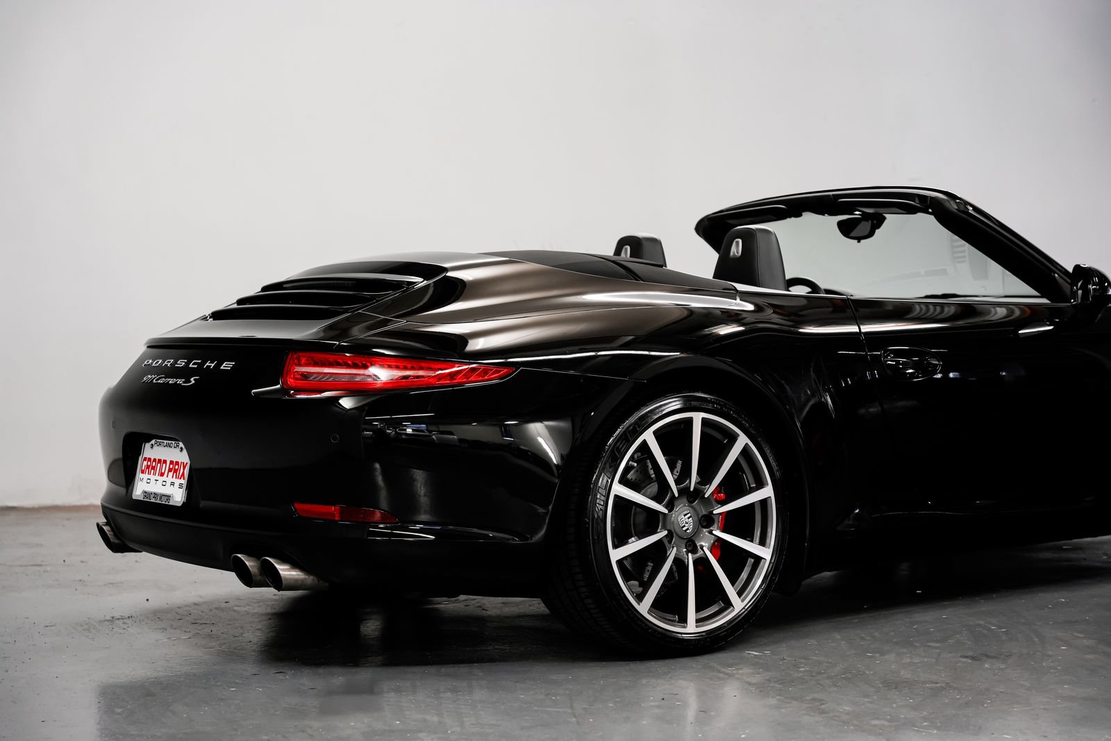 Used 2014 Porsche 911 Carrera S RWD image 32