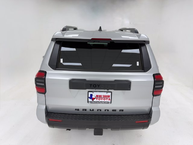 New 2026 Toyota 4Runner SR5 AWD/4WD image 39