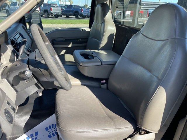 Used 2008 Ford F350 2WD Regular Cab Super Duty image 7