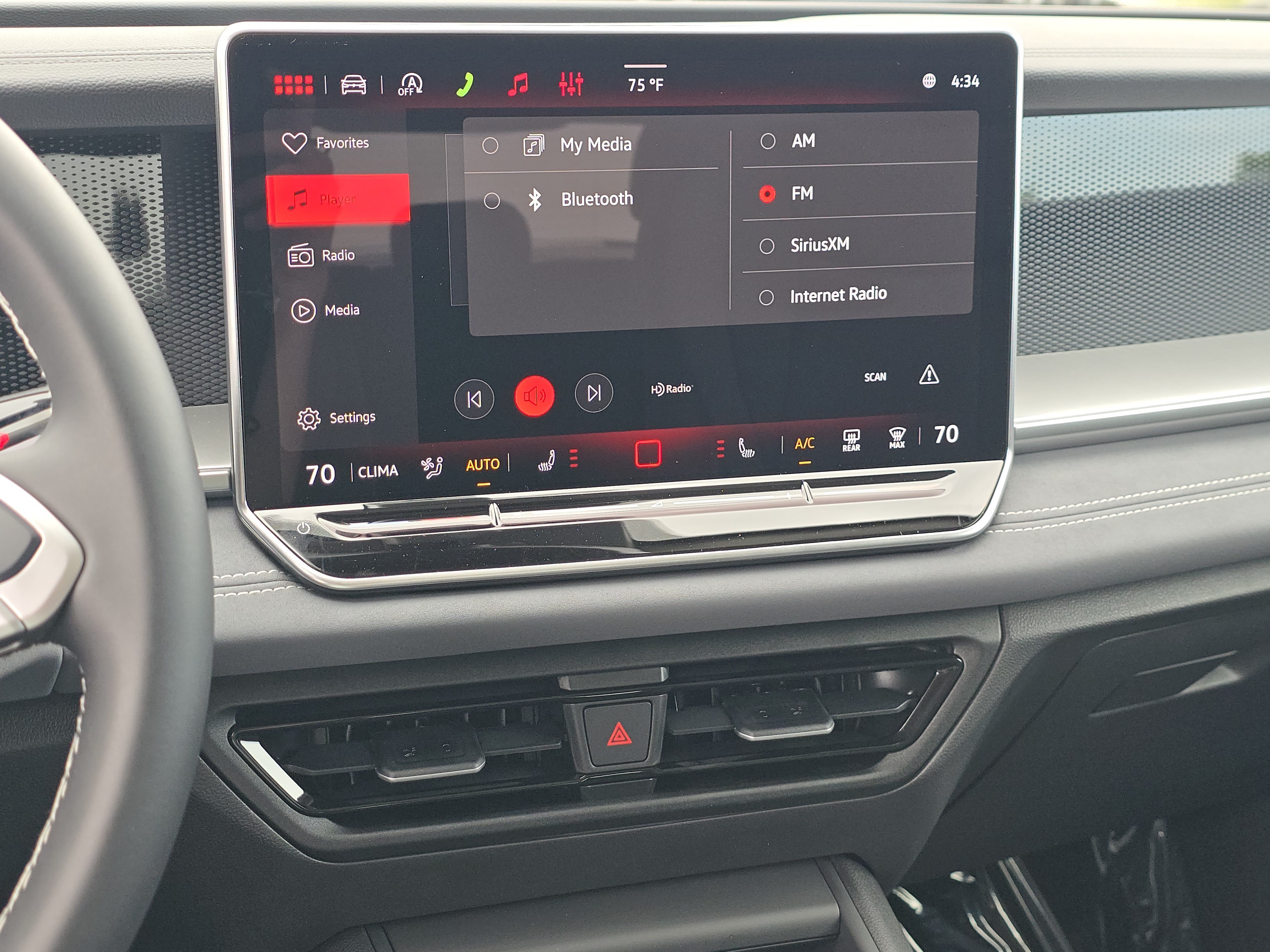 New 2026 Volkswagen Tiguan SE AWD/4WD image 23