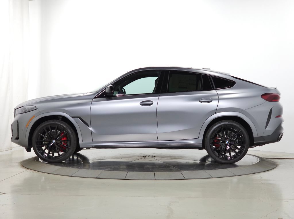 Used 2027 BMW X6 M60i AWD/4WD image 4