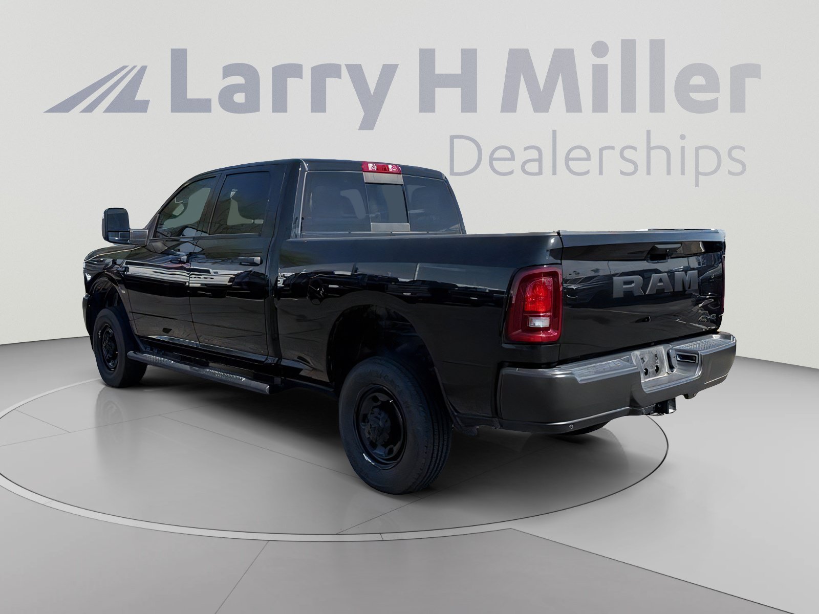 Certified 2025 RAM 2500 Tradesman AWD/4WD image 3