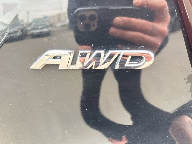 Used 2020 Honda HR-V LX image 36