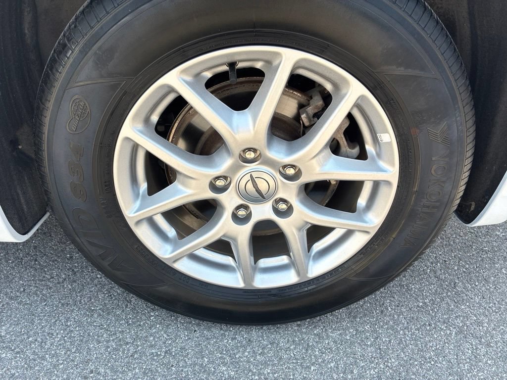 Used 2024 Chrysler Pacifica Touring-L FWD image 18
