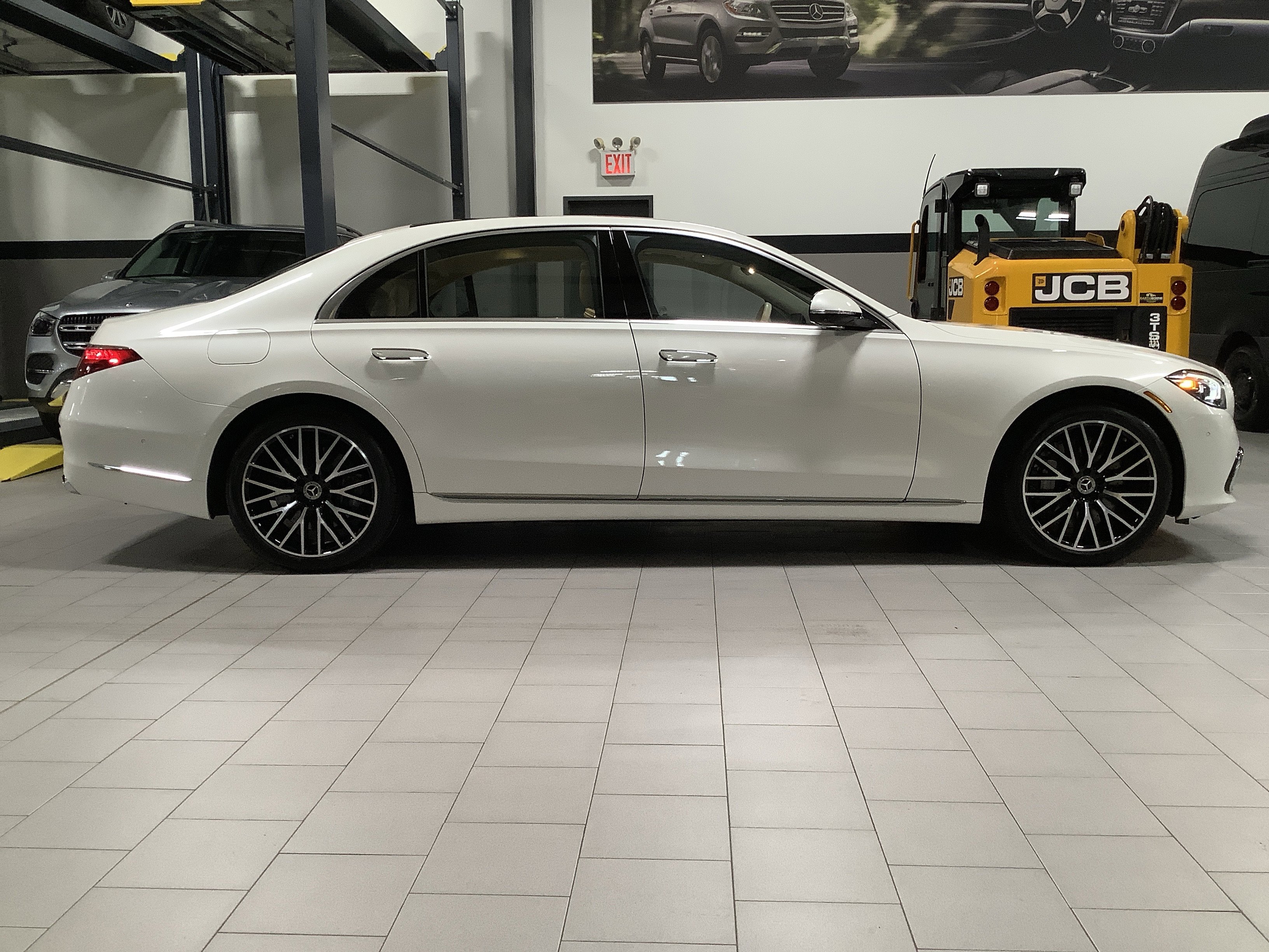 Certified 2023 Mercedes-Benz S 580 4MATIC Sedan image 6