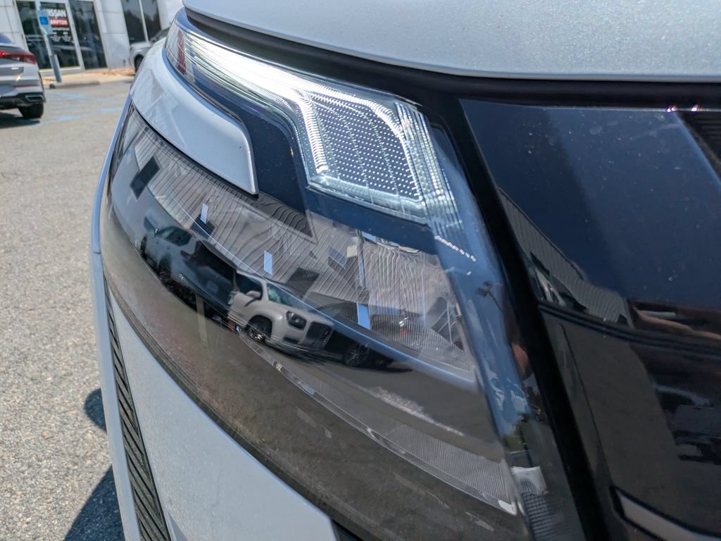 New 2026 Nissan Pathfinder SV FWD image 10