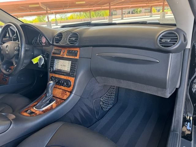 Used 2005 Mercedes-Benz CLK 320 Cabriolet image 40