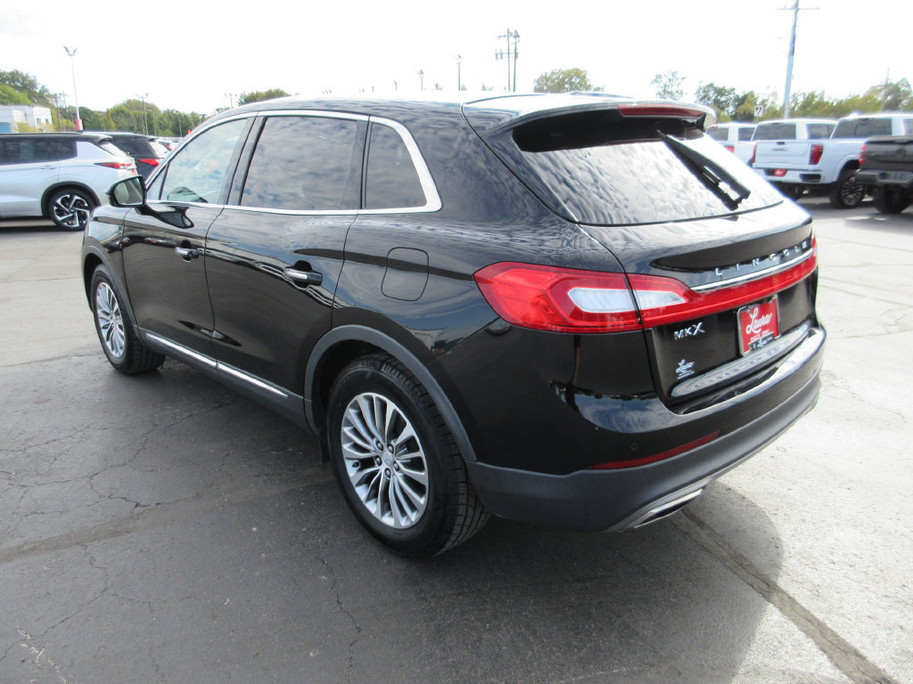 Used 2016 Lincoln MKX Select w/ Select Plus Package FWD image 10