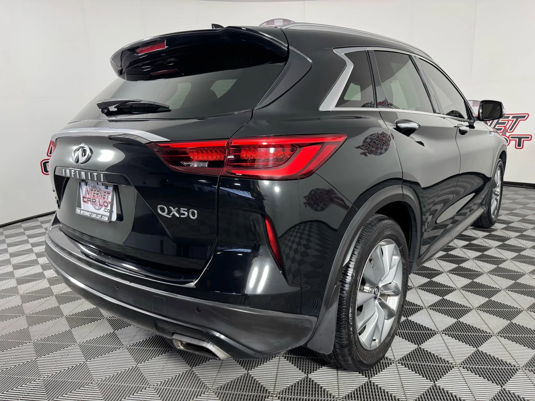 Used 2021 INFINITI QX50 Luxe w/ Cargo Package image 30