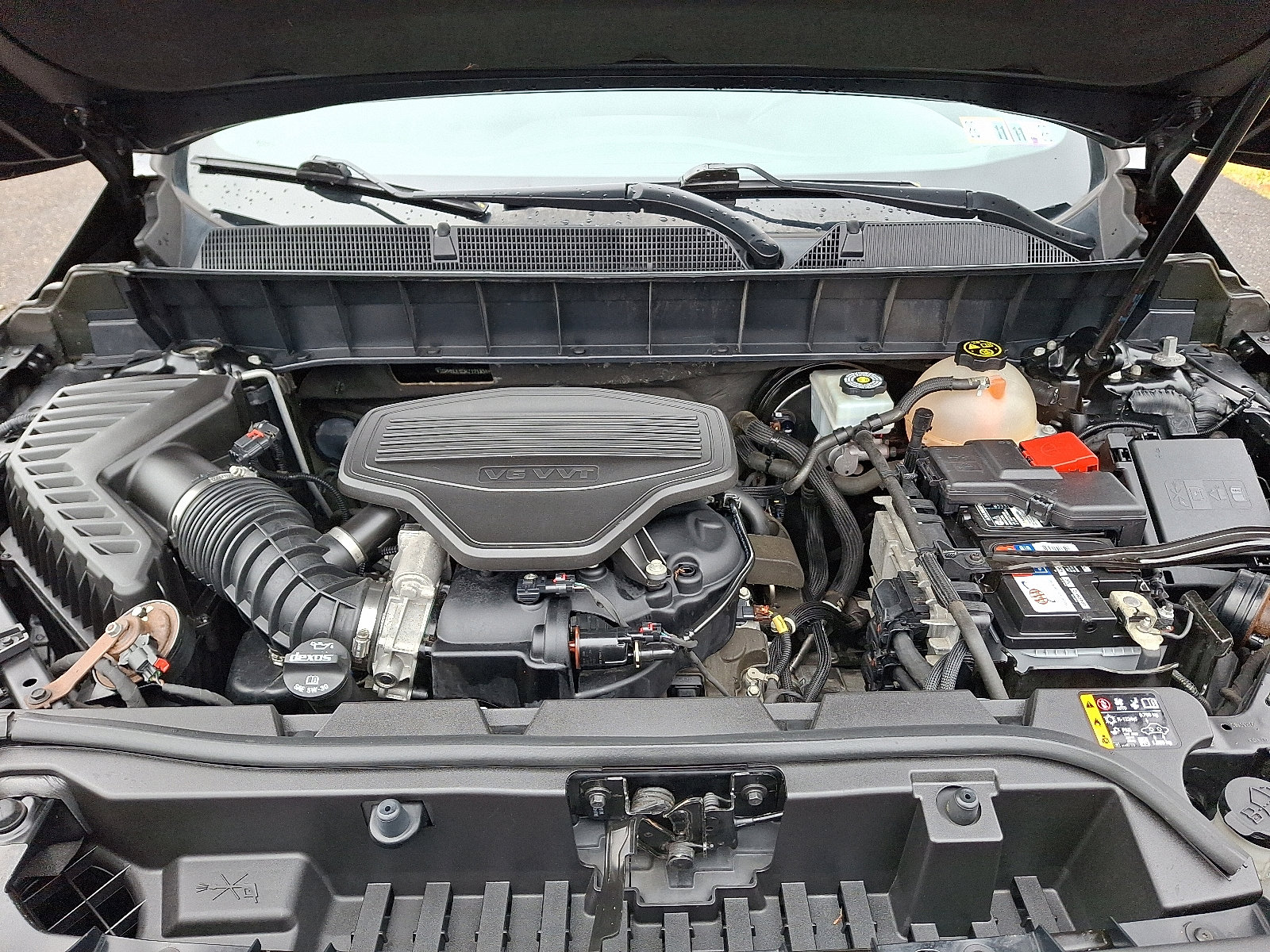 Used 2019 GMC Acadia SLT w/ LPO, Floor Liner Package image 32