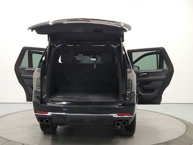 Used 2025 Chevrolet Tahoe Premier image 14