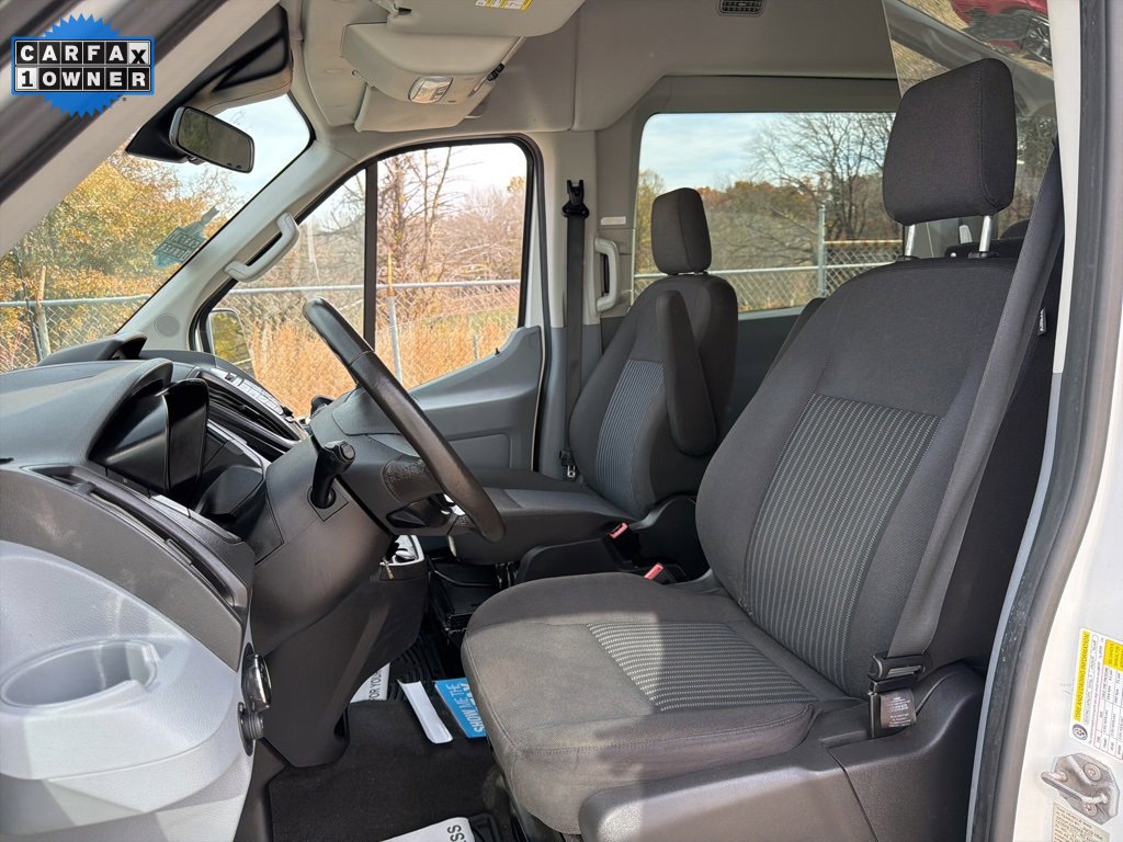 Used 2018 Ford Transit 150 XLT image 19