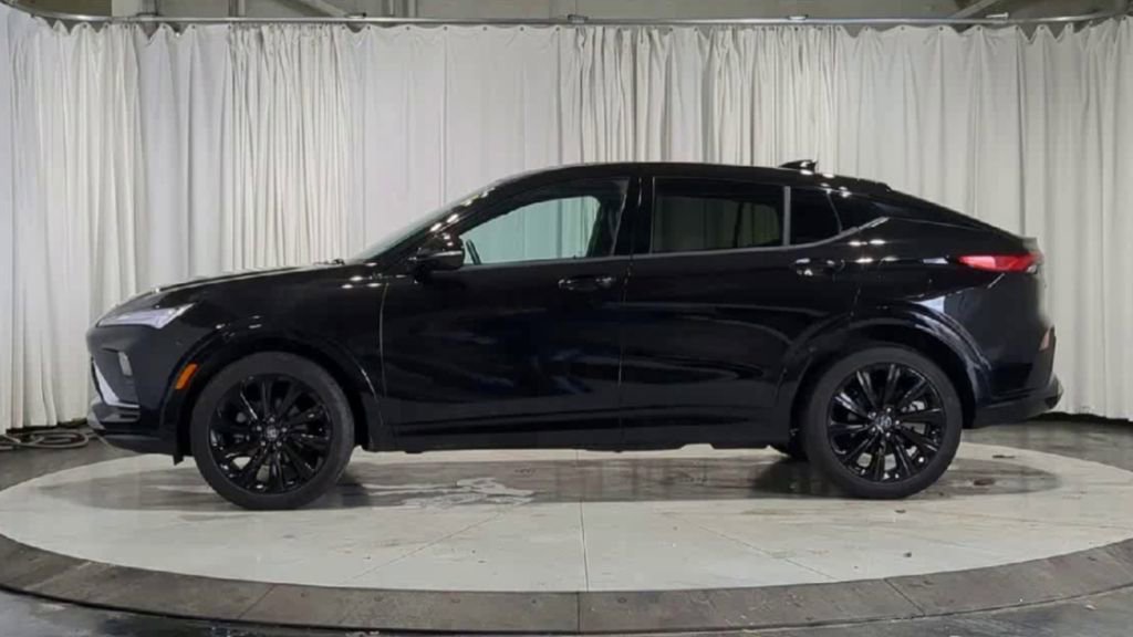 Used 2024 Buick Envista Sport Touring w/ Convenience I Package image 5