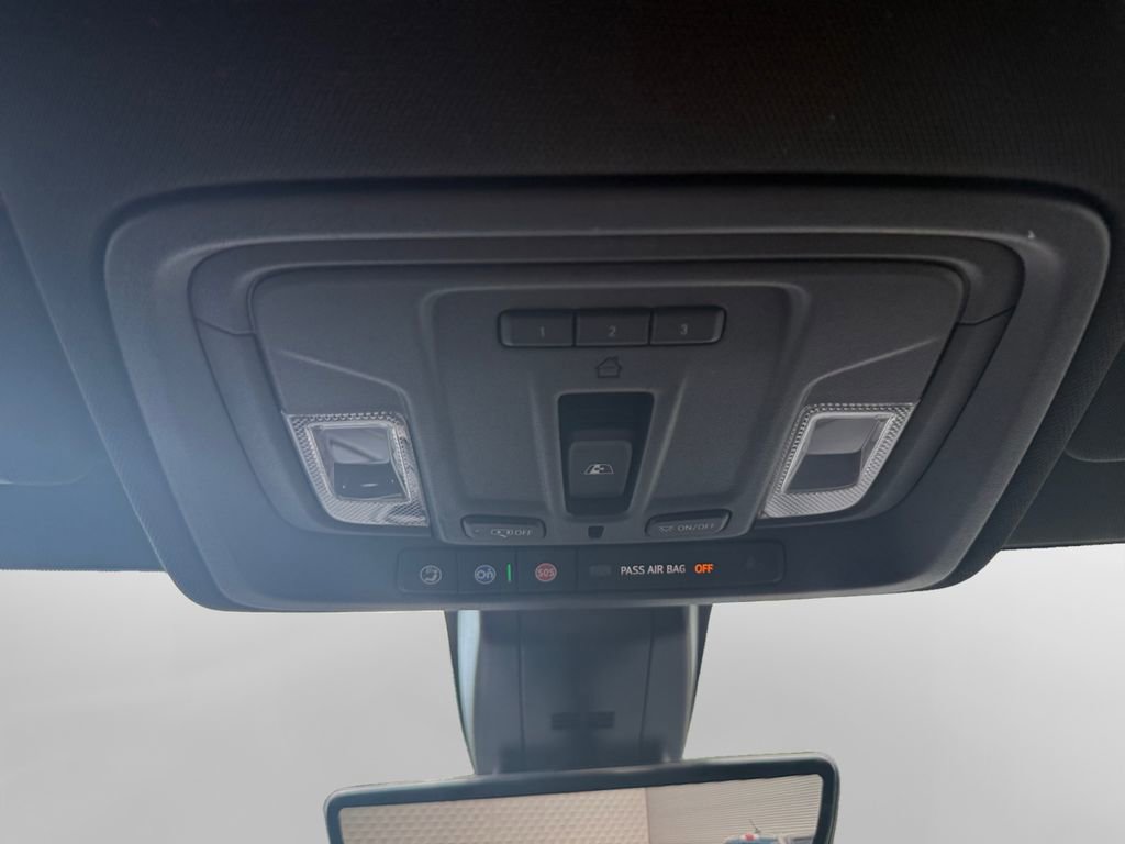 Used 2022 Chevrolet Silverado 2500 High Country w/ Z71 Off-Road Package AWD/4WD image 23