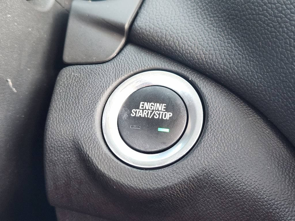 Used 2020 Chevrolet Equinox LT FWD image 21