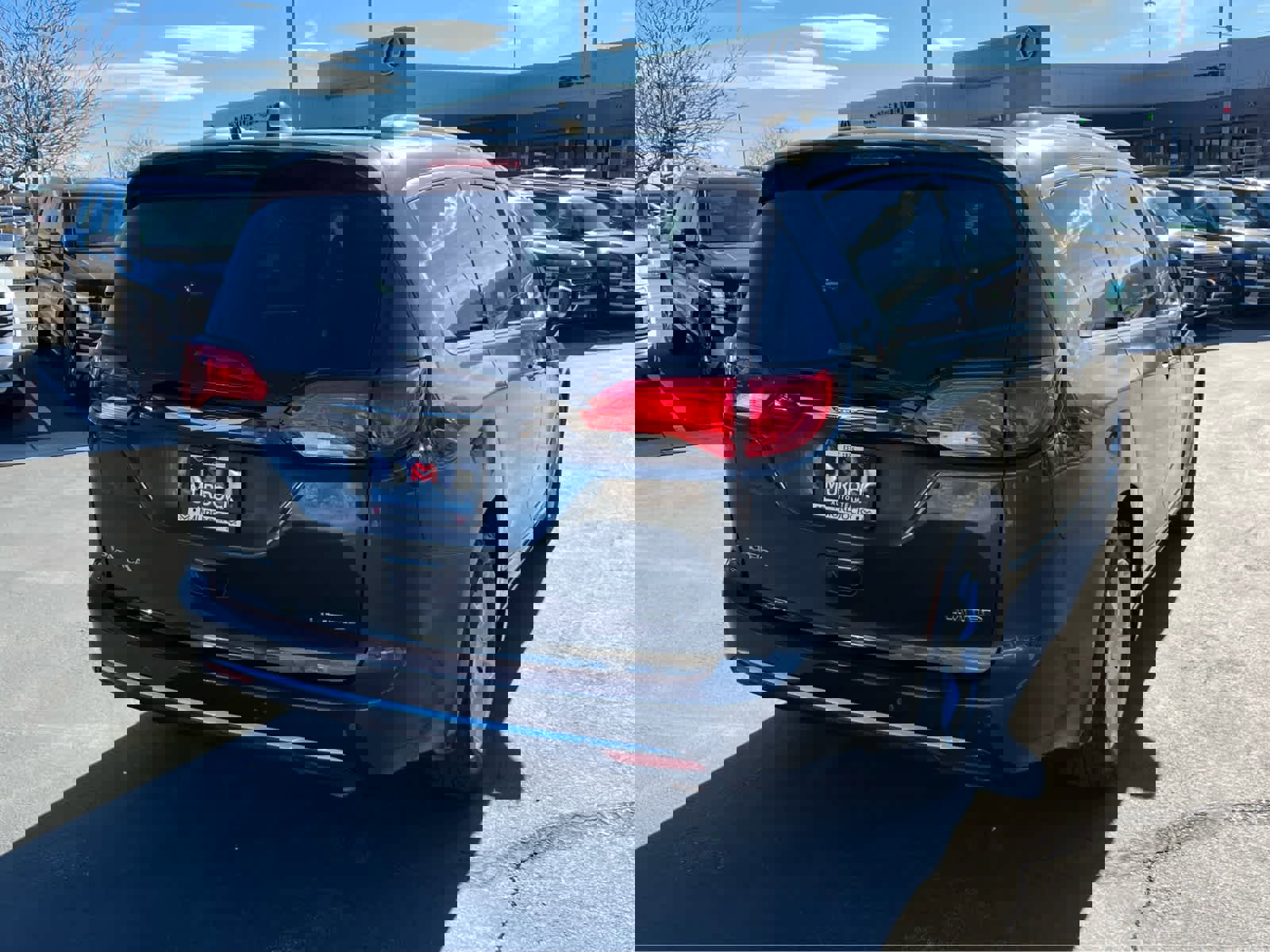 Used 2020 Chrysler Pacifica Limited image 8