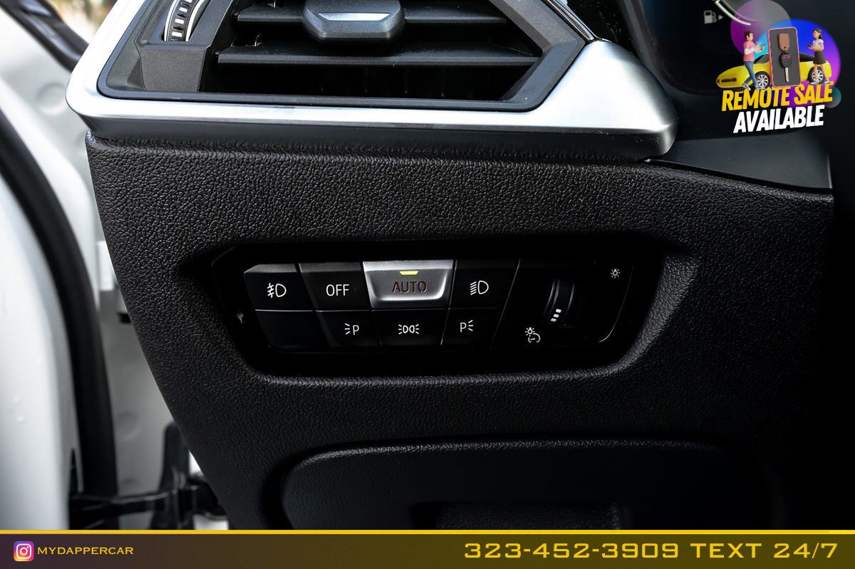 Used 2021 BMW 330e w/ M Sport Package image 28